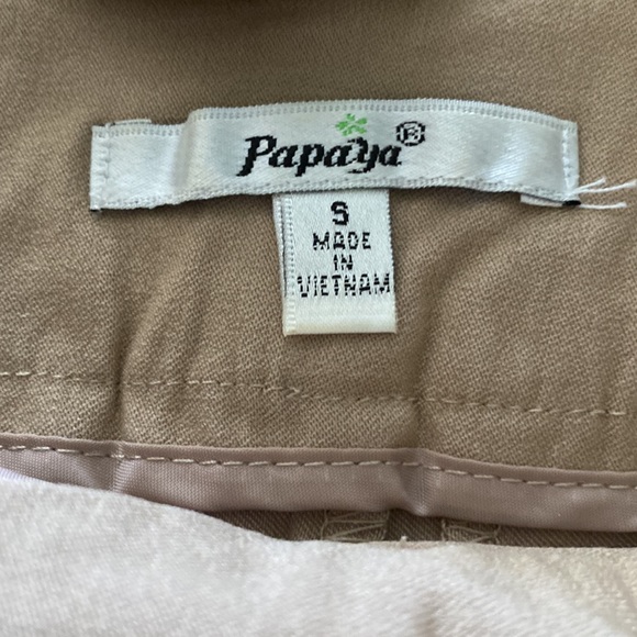 2 Papaya skirts & 1 Papaya shorts fit like XS. 1 H&M shorts fit like XS. All EUC - Picture 11 of 11